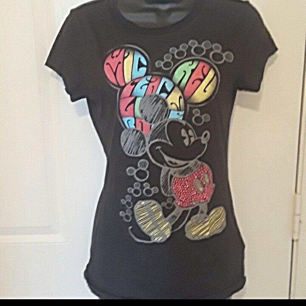 - - Mickey Disney Tee. NWOT